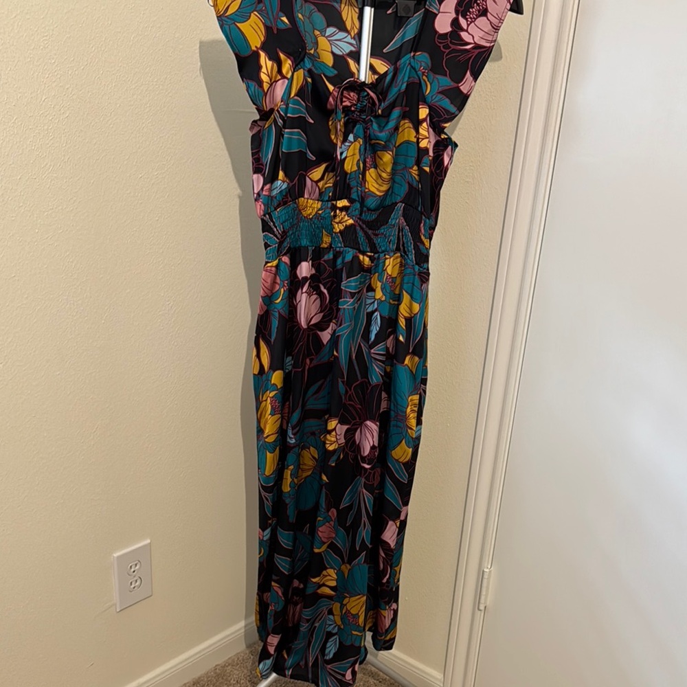 Floral Sleeveless Maxi Dress - Multicolor
